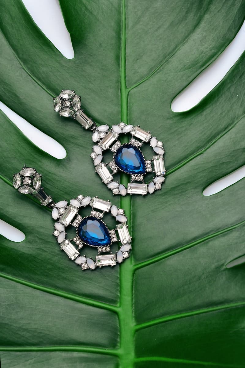 Tiffany T Wire Earrings